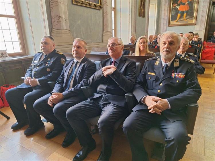 Slika /slike/Svecani prijem Varaždin županija.jpg